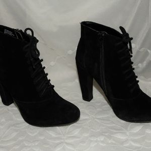Seychelles Fever Pitch Suede Booties, Size 5 ½
